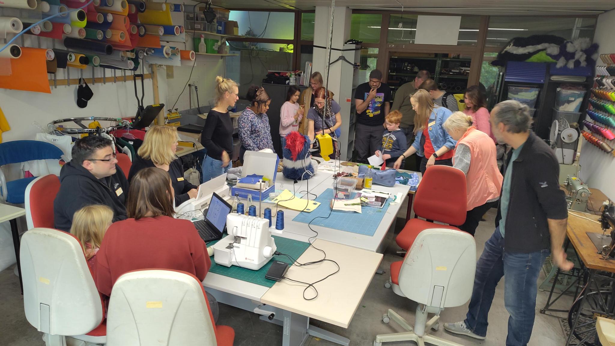 Gruppenfoto von CoderDojo 100