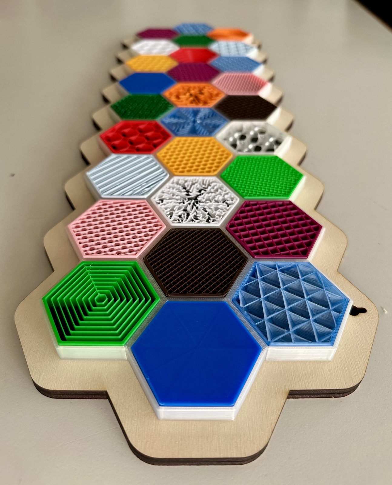 Infill-Sample Board Seitenansicht